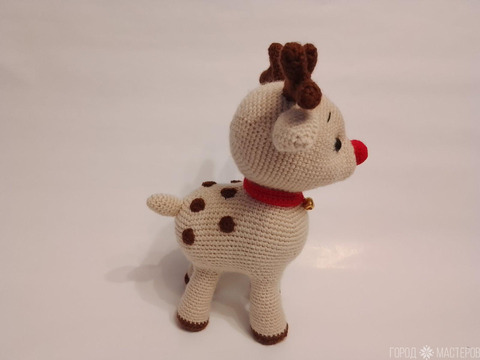 Вязаный НОВОГОДНИЙ ОЛЕНЬ. 26см. Ручная работа. - 4