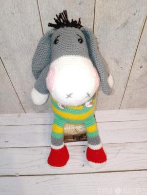 Вязаный ослик крючком 31 см. Ручная работа
