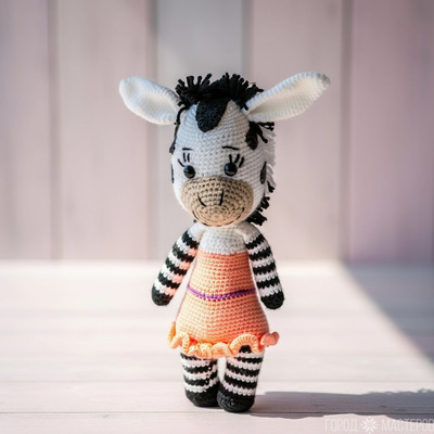 Вязаные зебры мальчик и девочка - 5