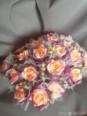 Букет из атласных роз - 4