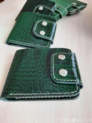 Кошельки  из натуральной кожи