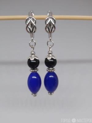Серьги черным ониксом и стеклнными синими бусинами - 4