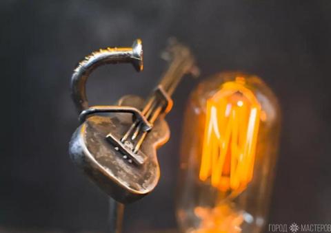 Светильник Гитарист - 4