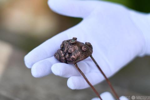 шпилька Марсианка