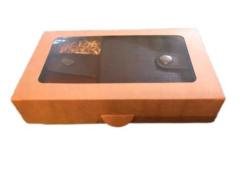 Продам подарочный набор изделий из кожи Crazy Horse в цвете шоколад