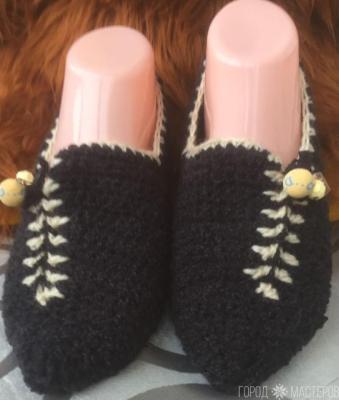 вязанные следочки для дома - 4