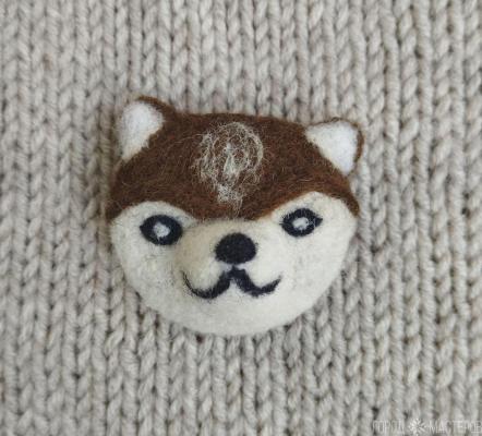 Брошь из войлока "Собачка".