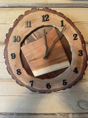 Часы из дерева