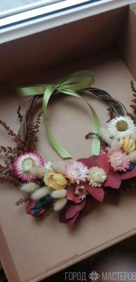 Венок из сухоцветов