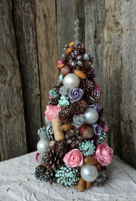 Сказочная ёлочка с дверью - 2