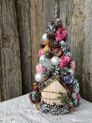 Сказочная ёлочка с дверью - 4