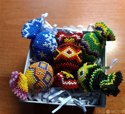 Конфеты из бисера на ёлку - 3