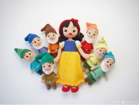 Вязаные игрушки ''Белоснежка и семь гномов'' - 4