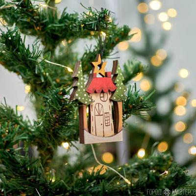 Деревянная елочная игрушка с ручной росписью - 2