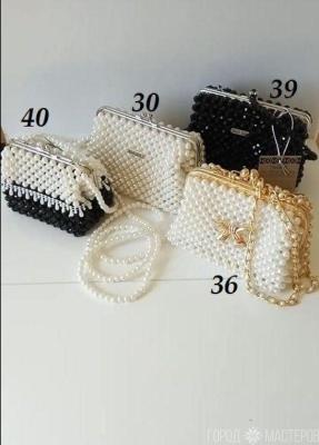 Сумочки на фермуаре из бусин (фурнитура: латунь, золото, серебро)