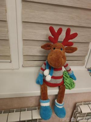 Новогодний вязанный большой олень - 3