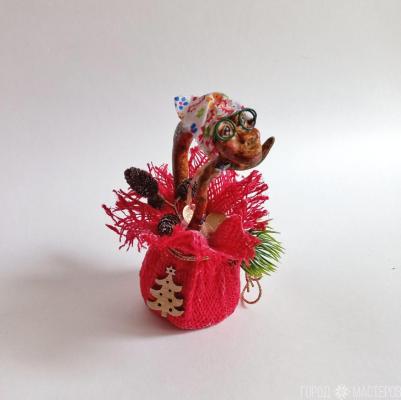 Новогодняя бабуля - символ года