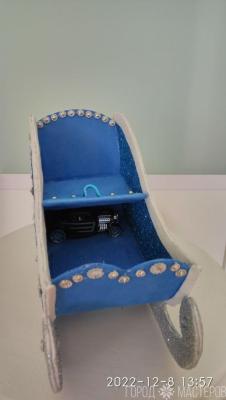 Сани Деда Мороза с сундучком - сюрпризом. Смотрите другие лоты. - 5