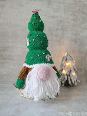 Новогодние гномы, связанные крючком - 2