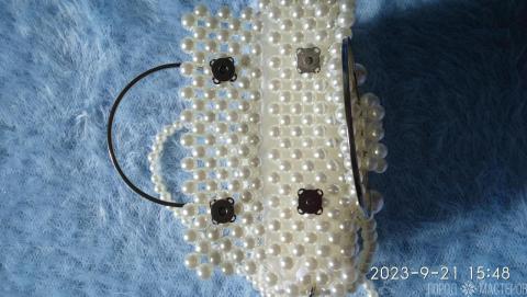 DIY- Сумочка жемчужная с металлическими круглыми ручками - 3