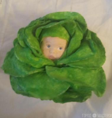 Малыш в капусте - ватная игрушка