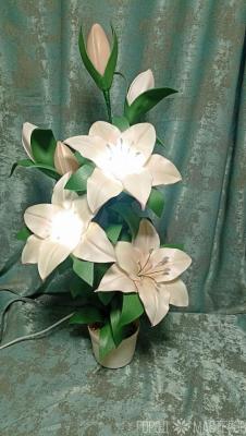 Цветы. Светильник. Букет лилии. Подарки - 2