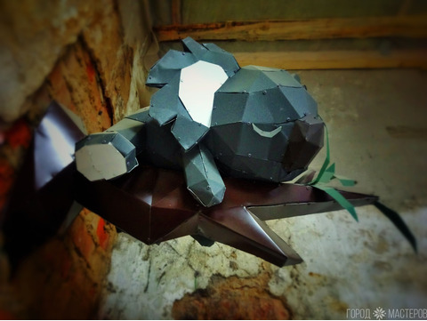 Полигональная скульптура "Коала"