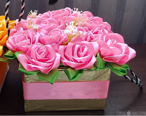 Розы из ленты на заказ - 8