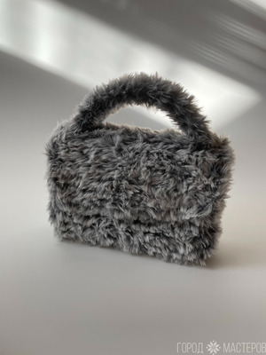 Сумка-клатч из шерсти