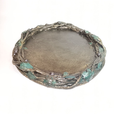 Алтарь/подставка с Виноградной Лозой