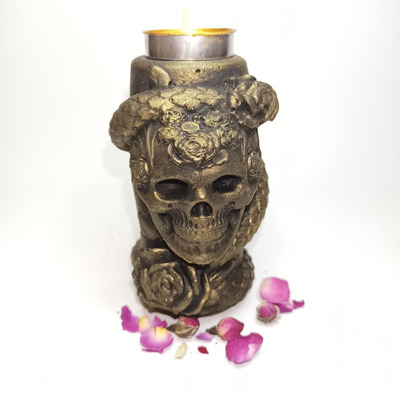 Подсвечник Алтарный Череп со Змеёй