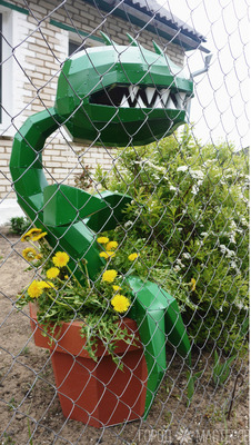 Полигональная фигура садовая "Мухолов"