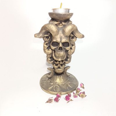 Подсвечник Алтарный Череп