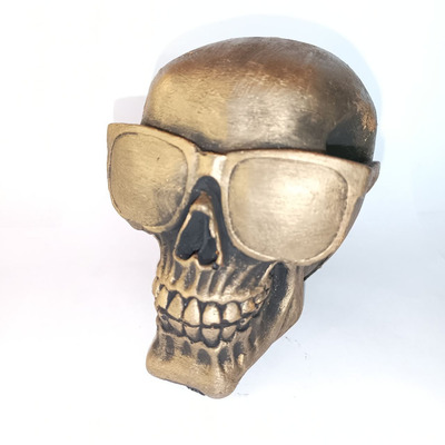 Череп в очках Алтарная статуэтка