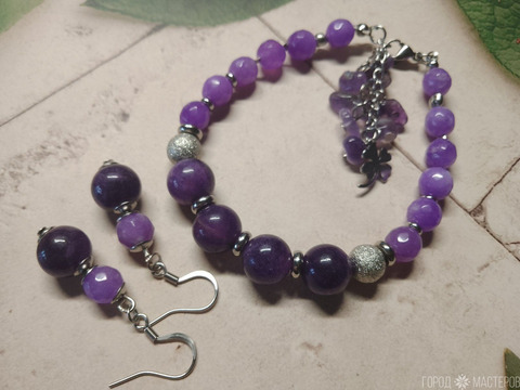 ШИКАРНЫЙ БРАСЛЕТ ИЗ АМЕТИСТА И СИРЕНЕВОГО АГАТА