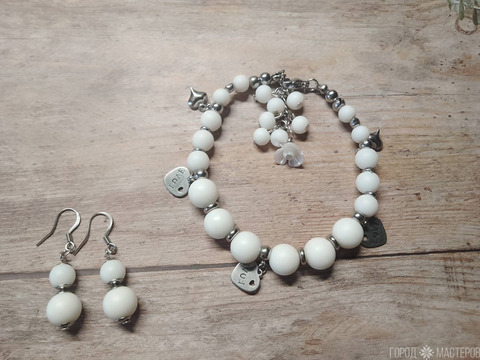 БРАСЛЕТ С БЕЛЫМ АГАТОМ