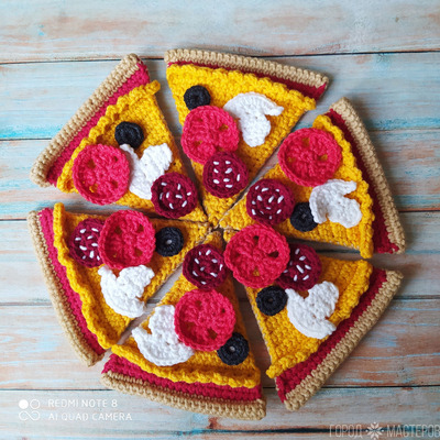 Развивающая игрушка-пазл "Пицца", ручная работа