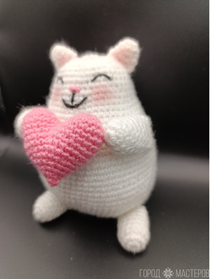 Кот с сердечком - 2