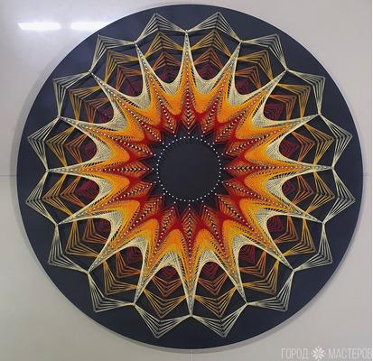 Картина в стиле String art