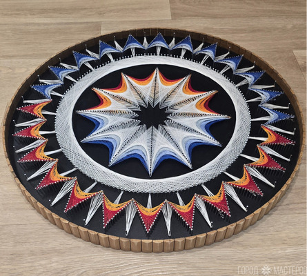 Картина в стиле String art - 2