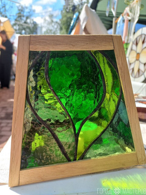 Светильник "Ирисы" 🌷из витражного стекла выполнен в технике Тиффани - 3