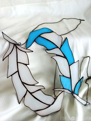 Подвеска из витражного стекла на окно или стену "Перо" 🪶 - 2