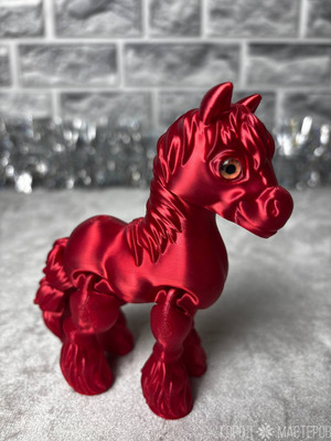 Подвижная лошадка - сувенир к 2026 году - 2