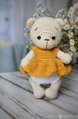 Медведь вязаный