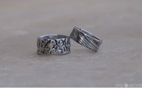 Кольцо с фактурой