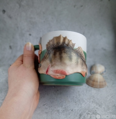 Керамическая кружка с декором из полимерной глины - 2