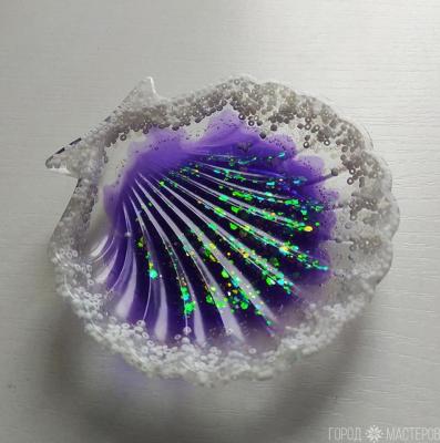 Блюдце "ракушка" из эпоксидной смолы