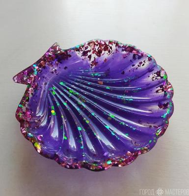 Блюдце "ракушка" из эпоксидной смолы