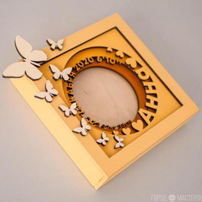 Деревянная многоуровневая фоторамка-метрика - 2