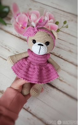 Вязаная игрушка Медвежонок